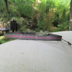 MT40 106 צמיד רקום בגוונים עזים