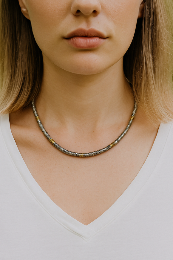 שרשרת קפיץ מקורזלת עם טבעות זהב