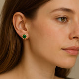 זוג עגילי זהב צמודים - פרח אמרלד