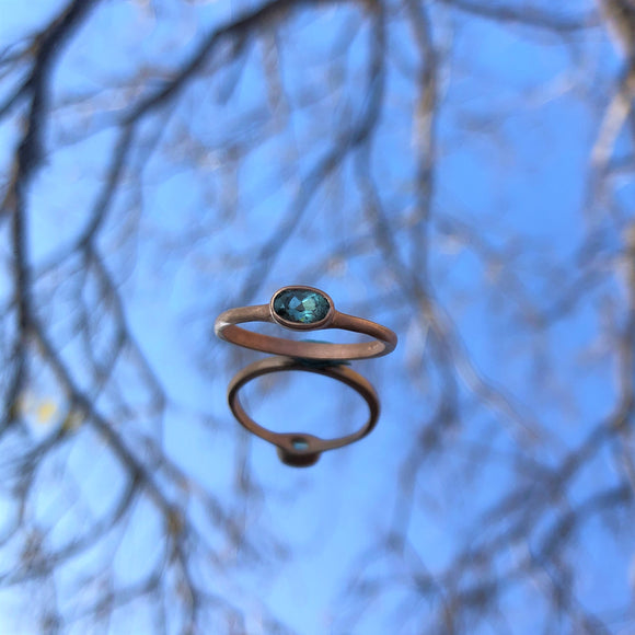 טבעת זהב אדום עם טרומלין טורקיז