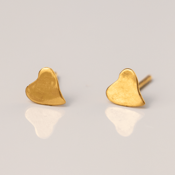 זוג עגילי זהב צמודים - לבבות חלקים