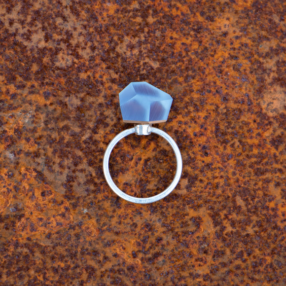 טבעת כסף אליס עם טופ VU כחול 24 מ